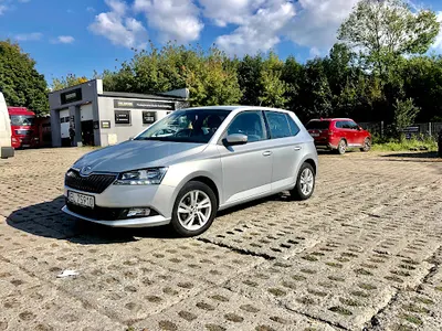 Auto Rent - wypożyczalnia samochodów Łódź - wynajem krótko i długo terminowy